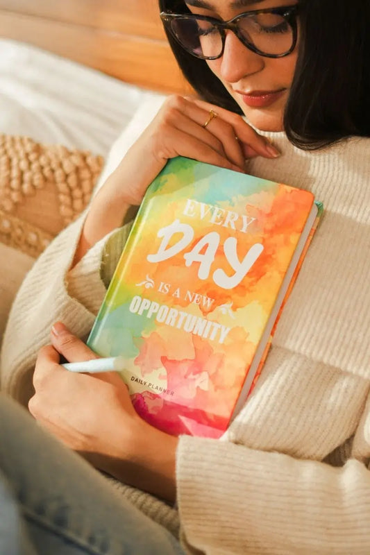 5 Reasons Everyone Needs a Diary in 2025