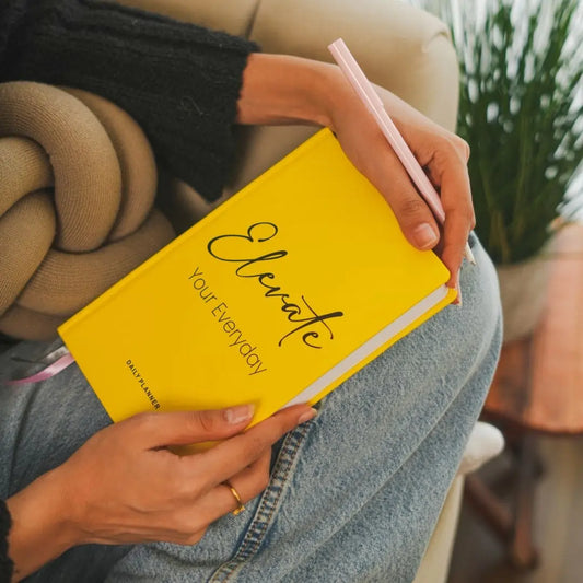 ELEVATE YOUR EVERYDAY YELLOW - UNDATED DAILY PLANNER